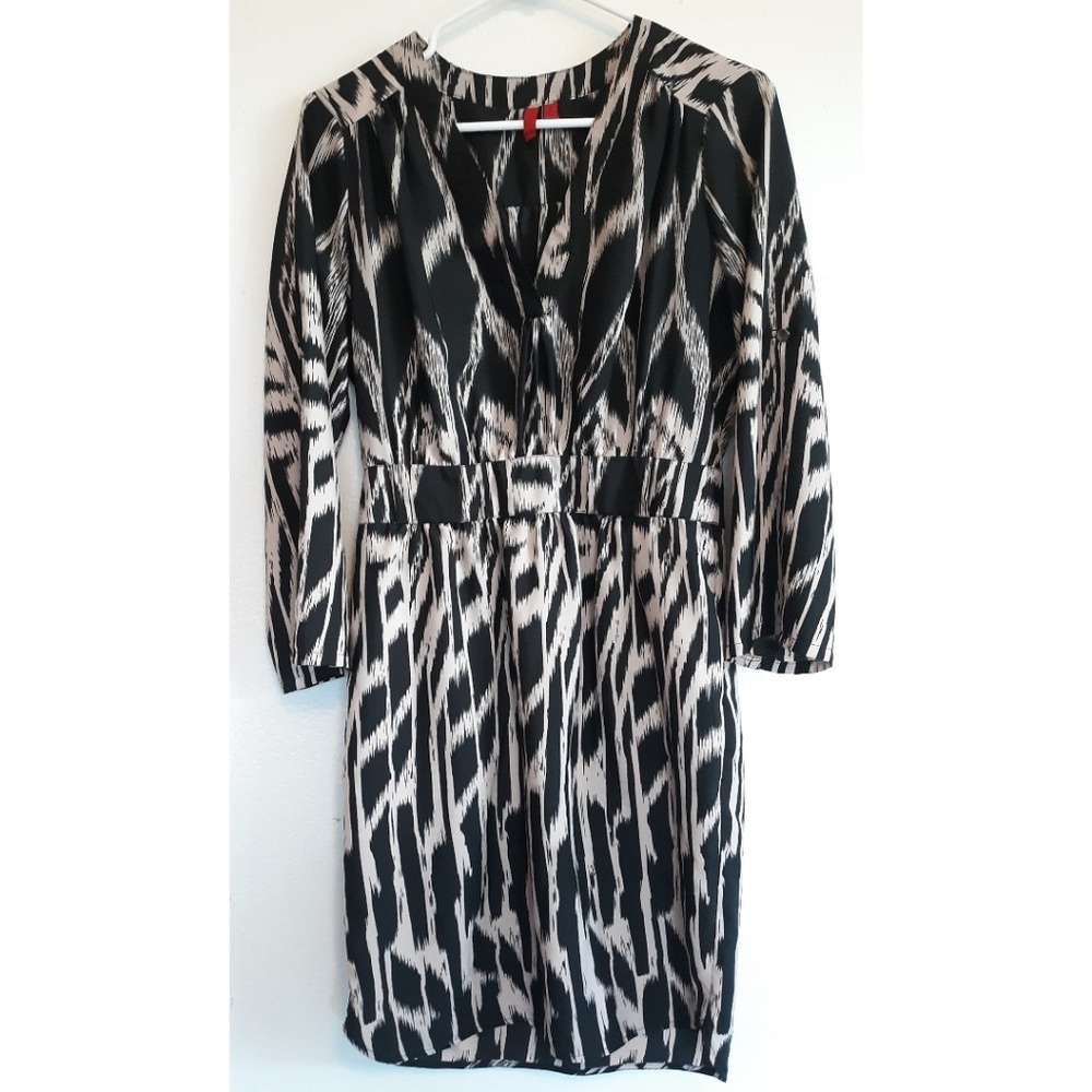 5/48 longsleeve v-neck dress small